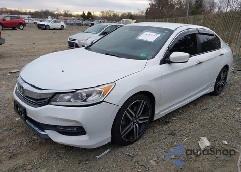 2017 Honda Accord Sport z USA, uszkodzony, nr VIN 1HGCR2F56HA009617